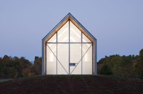 El Cobertizo (The Shed)