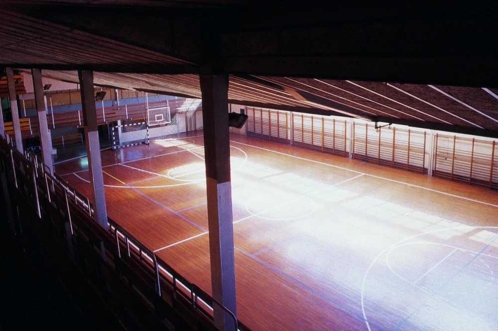 1345228591-06-pista-de-juegos-grader--o-1000x665