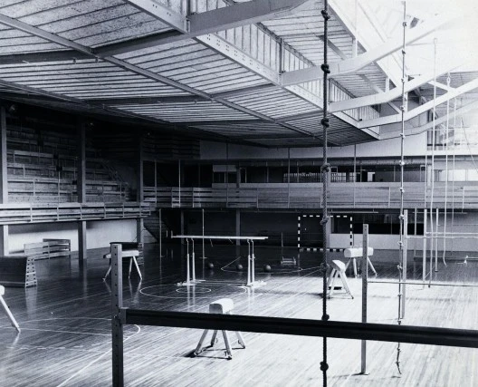 1345228722-11-gm-1962-528x427