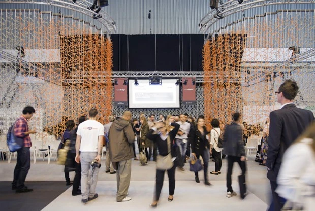 amass_trade_show_space_benjamin_hubert_20-620x416