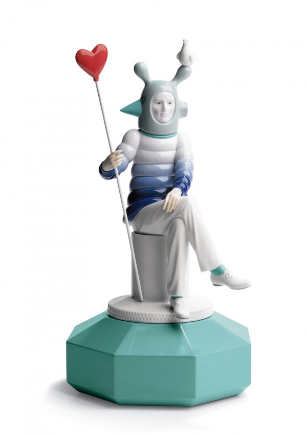 The-Lover-I-colección-The-Fantasy-diseñada-por-Jaime-Hayon-y-realizada-por-el-escultor-Marco-Antonio-Noguerón-del-Atelier-600x849