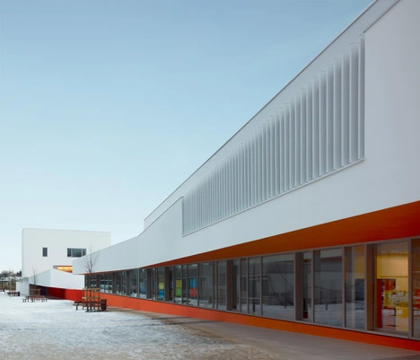 dezeen_La-Courneuve-by-Dominique-Coulon-Associés-29