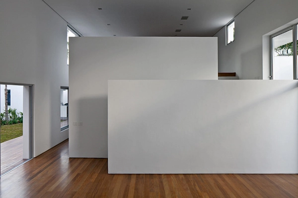 View of staircase plan and dining room/ mezzanine volume from li