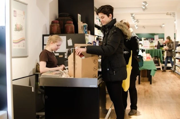 Cardboard-Bike-Carrier-Feeldesain-Packtasche03