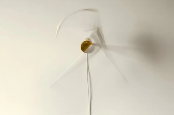 perch-lamp-umut-yamac-despiertaymira-3