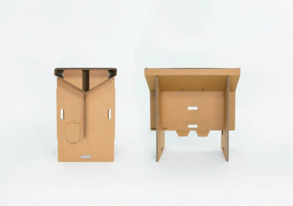 Refold_Portable-cardboard-desk-Matt-Innes-5-600x422