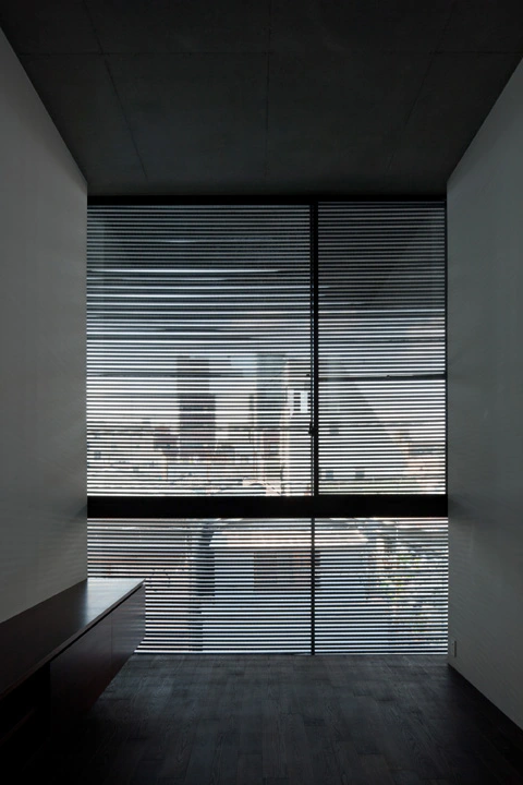 LATTICE. Satoshi Kurosaki. Fotografía Masao Nishikawa. DESPIERTAYMIRA