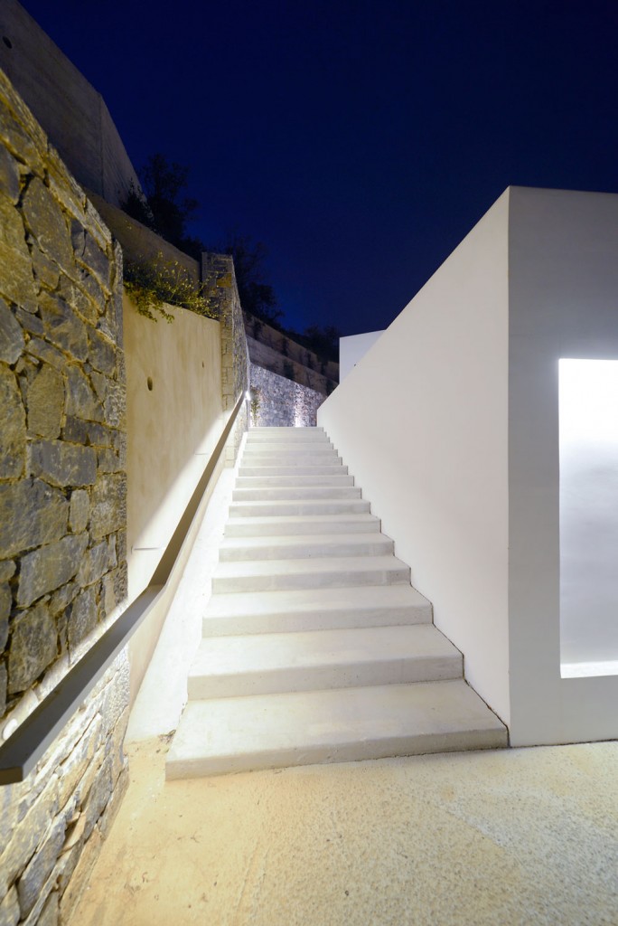 Villa Melana  en despiertaymira Fotografías de Erieta Attali  y Pygmalion Karatzas (12)