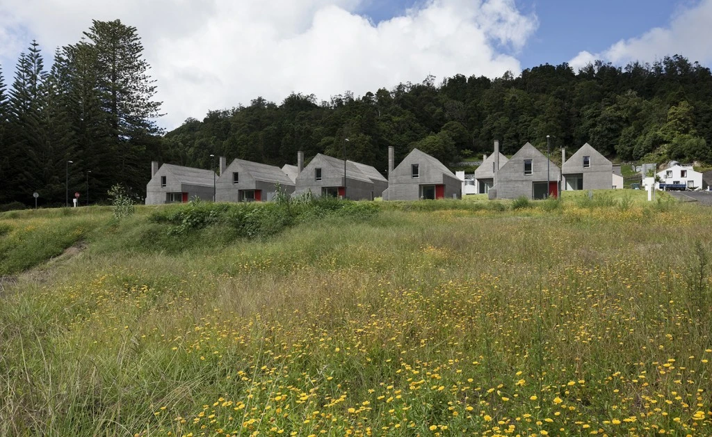 LFA_27 Dwelling in Sete Cidades Eduardo Souto de Moura + Adriano Pimenta (10)
