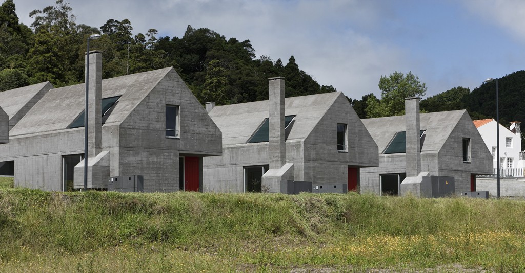 LFA_27 Dwelling in Sete Cidades Eduardo Souto de Moura + Adriano Pimenta (14)