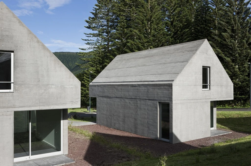 LFA_27 Dwelling in Sete Cidades Eduardo Souto de Moura + Adriano Pimenta (7)