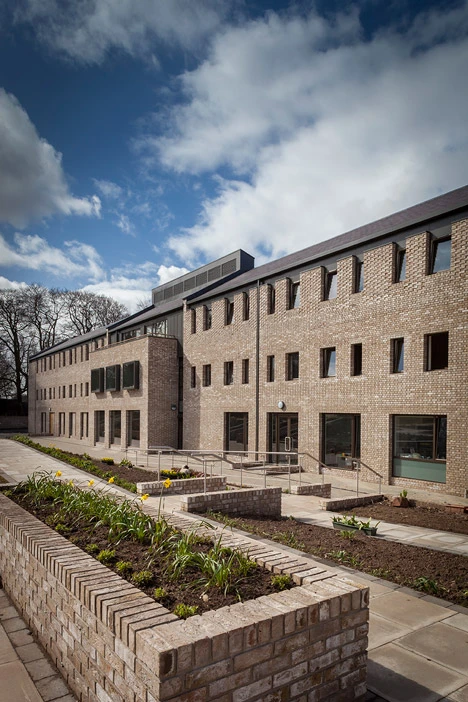 Carmelite_Monastery_by_Austin_Smith_Lord_DESPIERTA&MIRA (7)