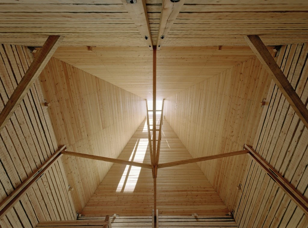 OOPEAA © Jussi Tiainen DESPIERTAYMIRA (18)