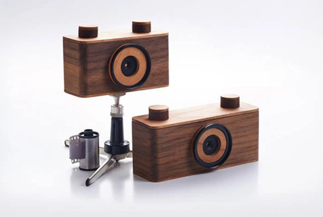 Madera de fotógrafo: cámaras estenopeicas artesanales de Nopo