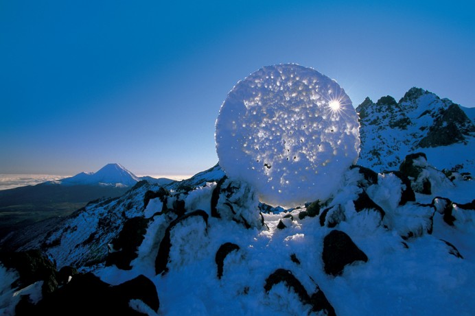 El circulo de la vida esfera de hielo de martin hill
