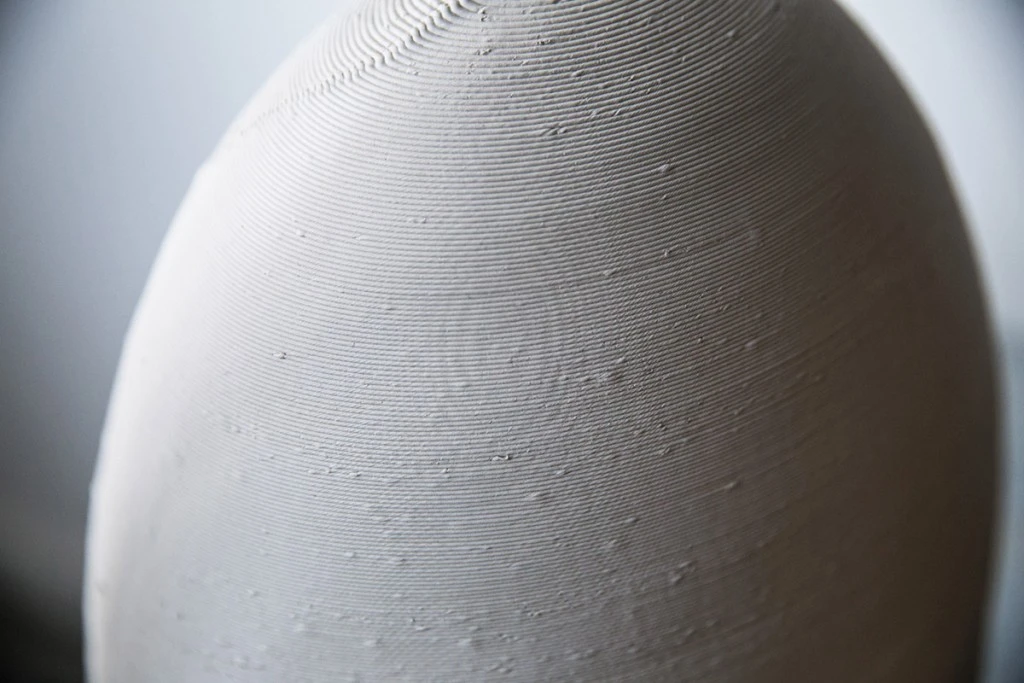 detalle de impresión en 3d en color blanco