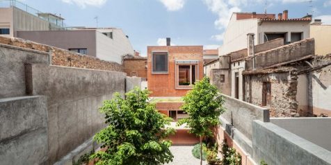 Casa 1014, la continuidad bioclimática de los patios interiores