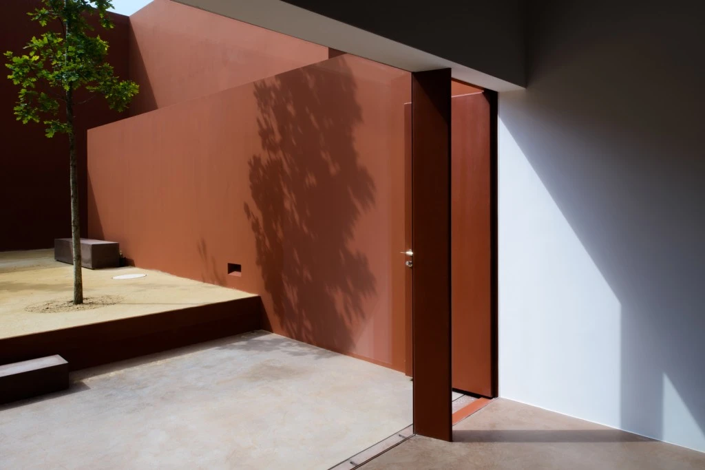 DESPIERTAYMIRA Casa en Oeiras. Pedro Domingos Arq Photo © João Carmo Simões (14)