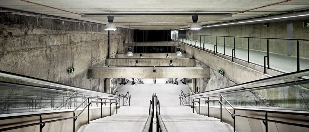 METRO-L9 bnc por GARCES DE SETA BONET despiertaymira (2)