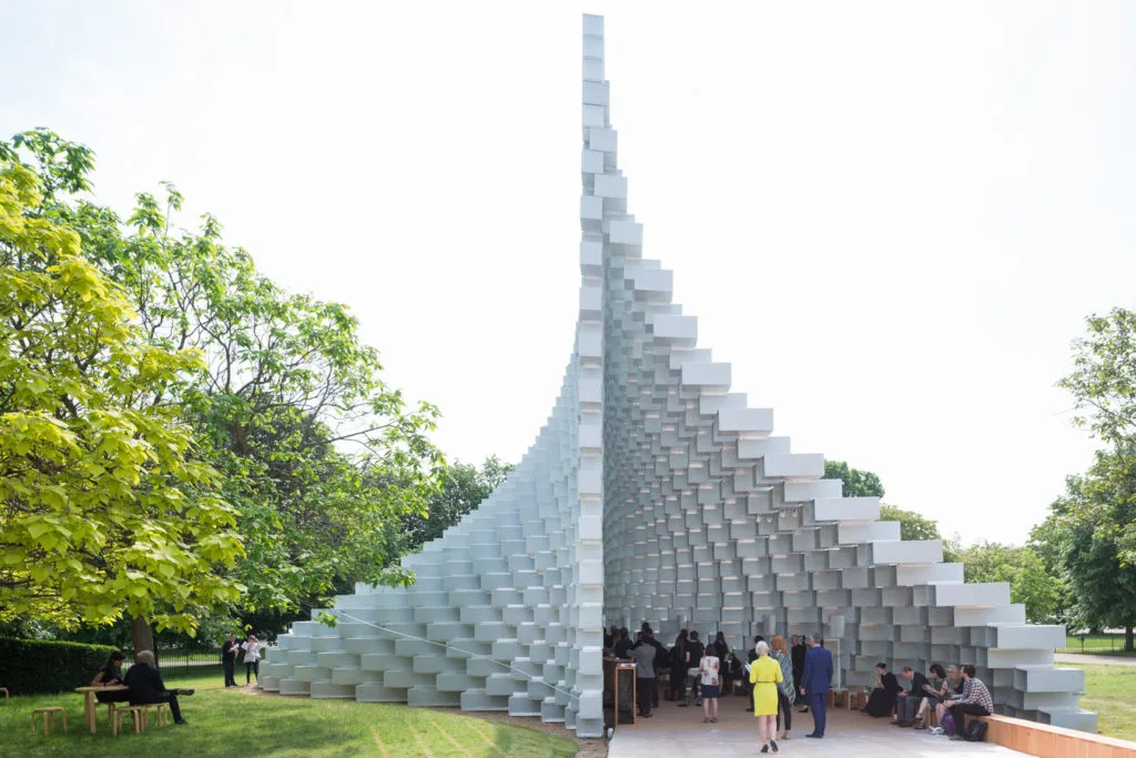El Serpentine Pavilion se quintuplica este año