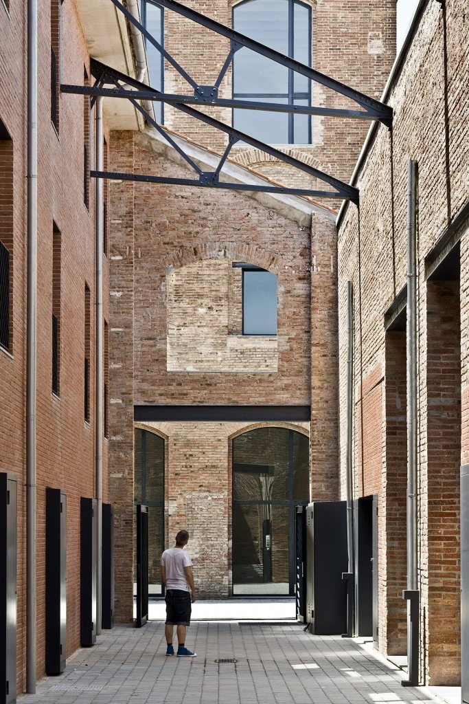 DESPIERTAYMIRA Garcés De Seta Bonet BCN (6)