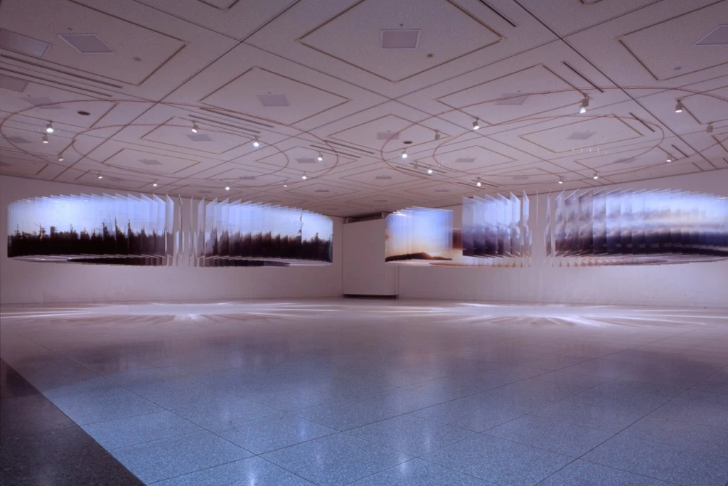 Exposicion Nobuhiro Nakanishi Layer Drawings