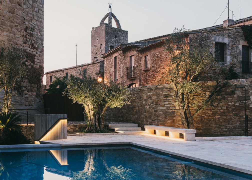 castell-de-peratallada-gardenista-20