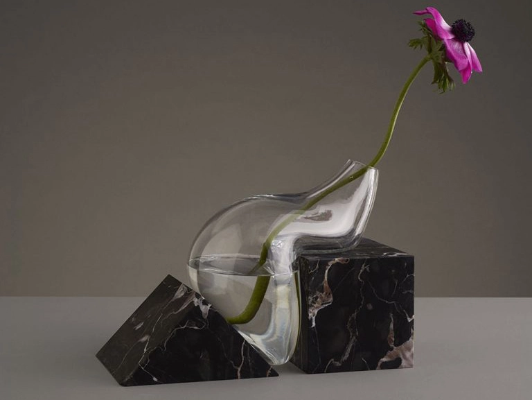 Los jarrones blandos en fusión permanente de Erik Olovsson