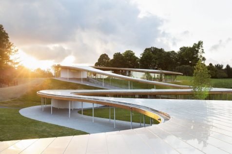 La arquitectura imita a la naturaleza en The River