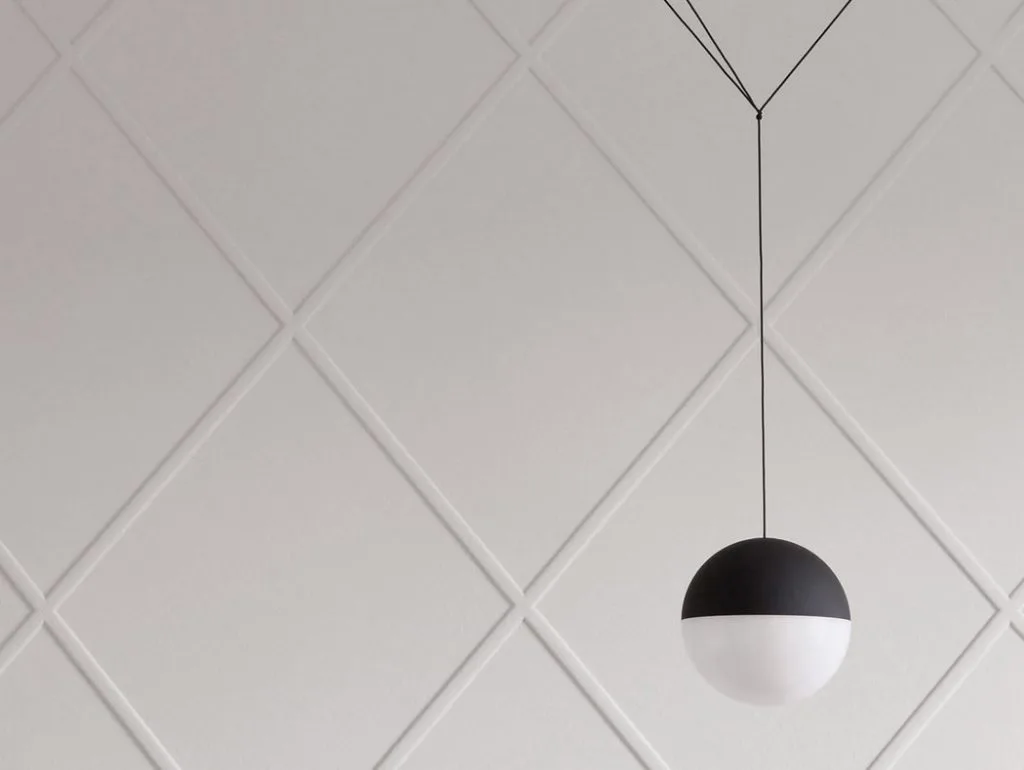 El interruptor es electrónico y viene equipado con un mecanismo óptico