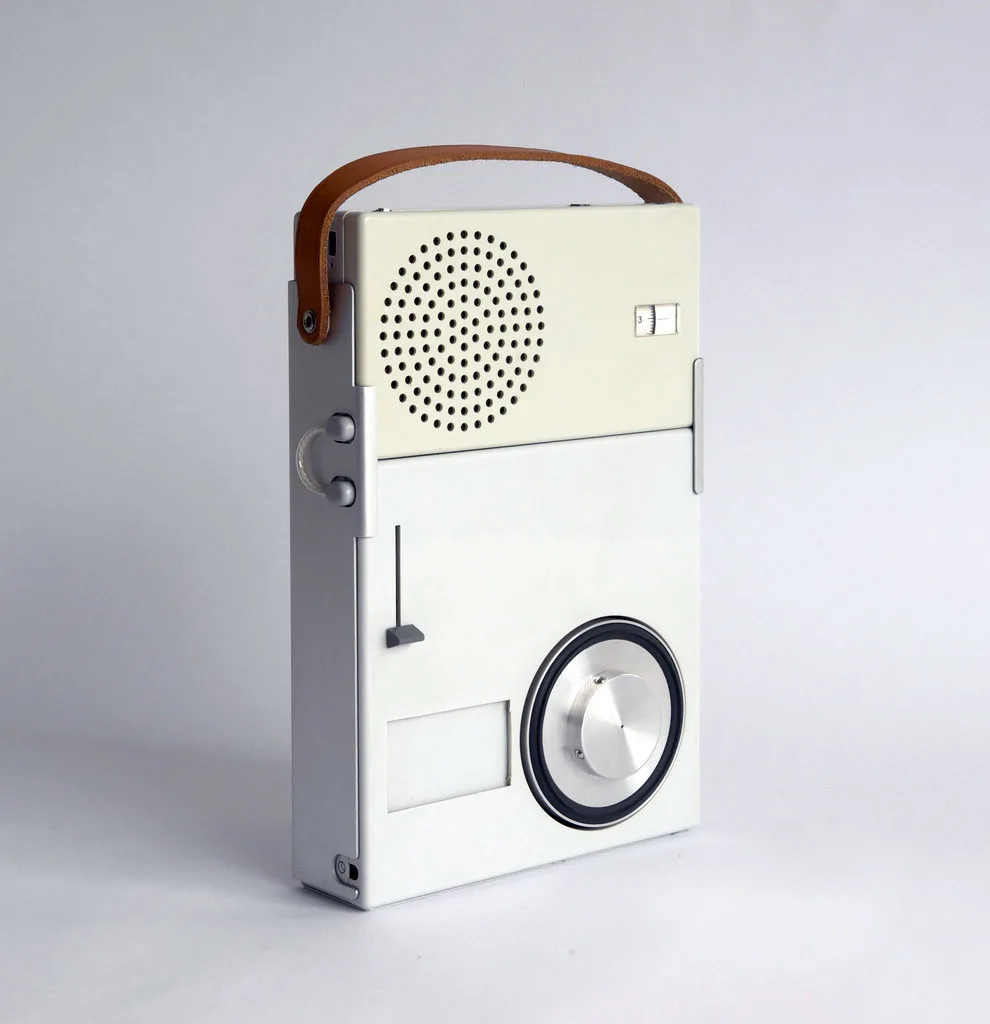 Radio diseñada por Dieter Rams
