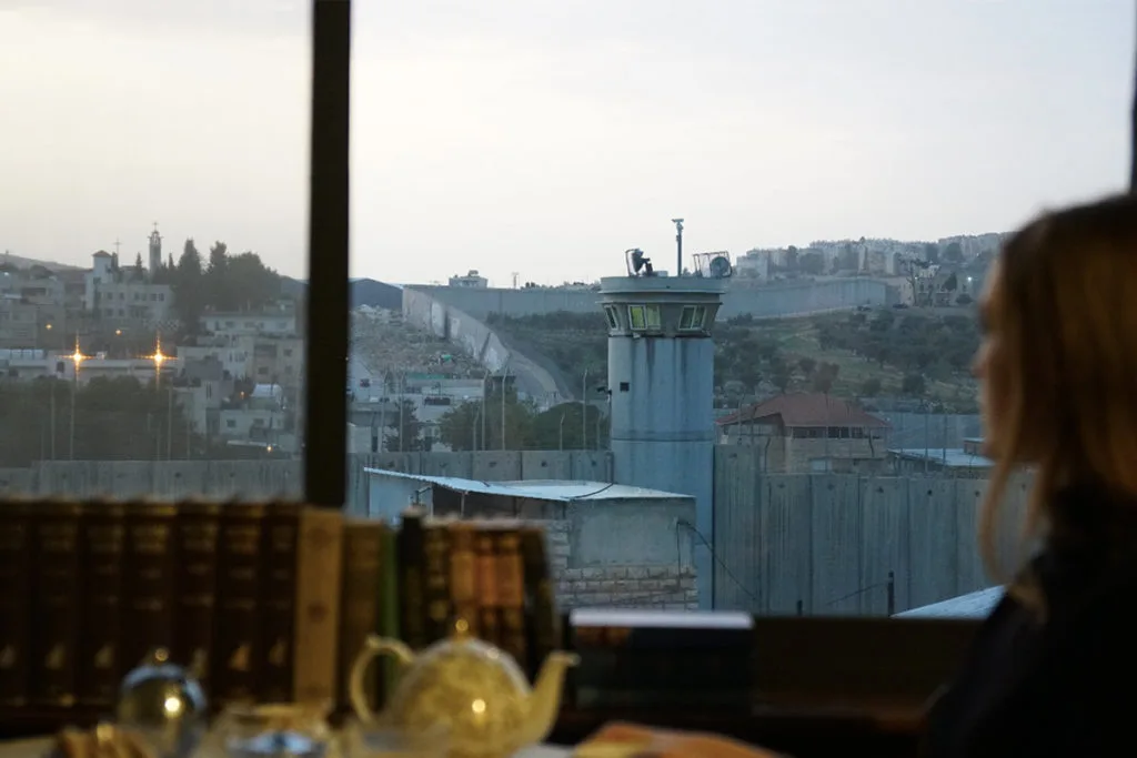 vistas de la muralla entre israel y palestina desde el hotel