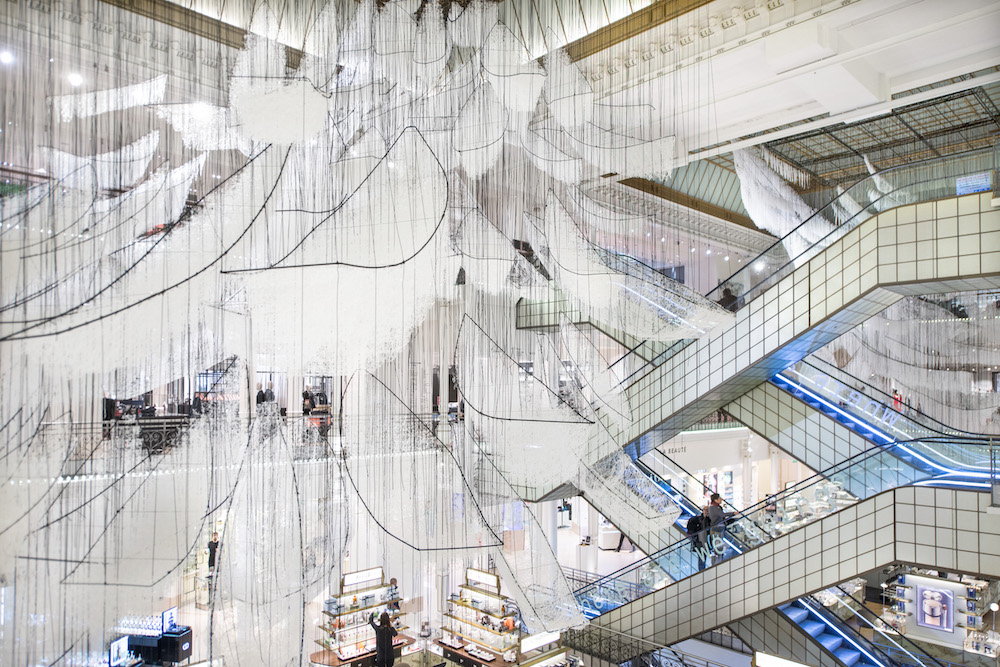Detalle del último trabajo de Chiharu Shiota 