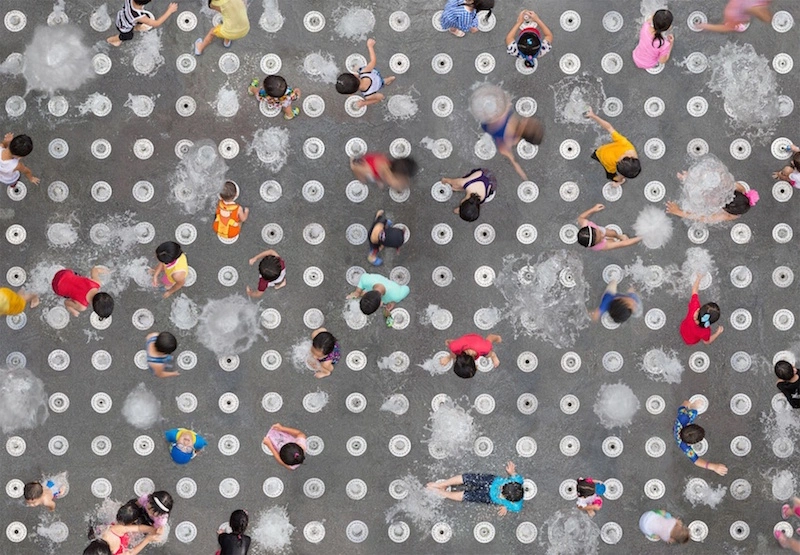 Katrin Korfmann retrata nuestro espíritu gregario en sus fotografías aéreas