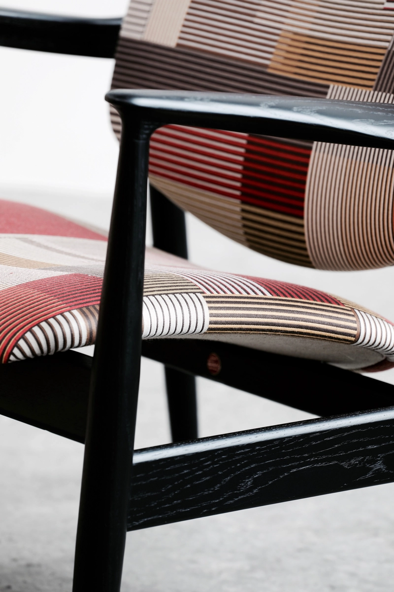 Detalle del estampado de la butaca france