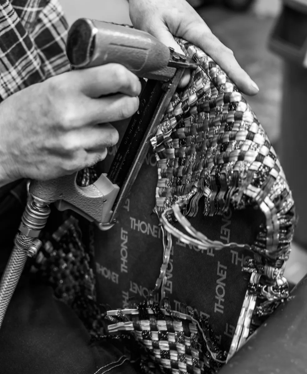 detalle del tejido en hilo de vinilo