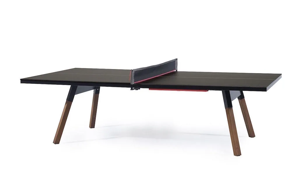 You and Me: Algo más que una mesa de pimpón