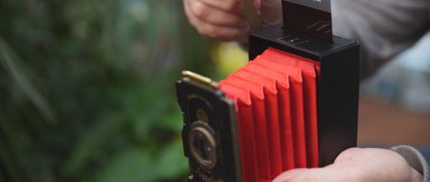Jollylook, la primera cámara plegable de cartón con película instantánea