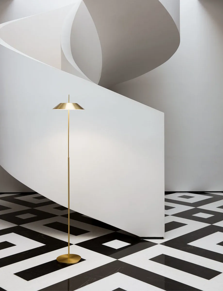 lampara myfair vibia de pie