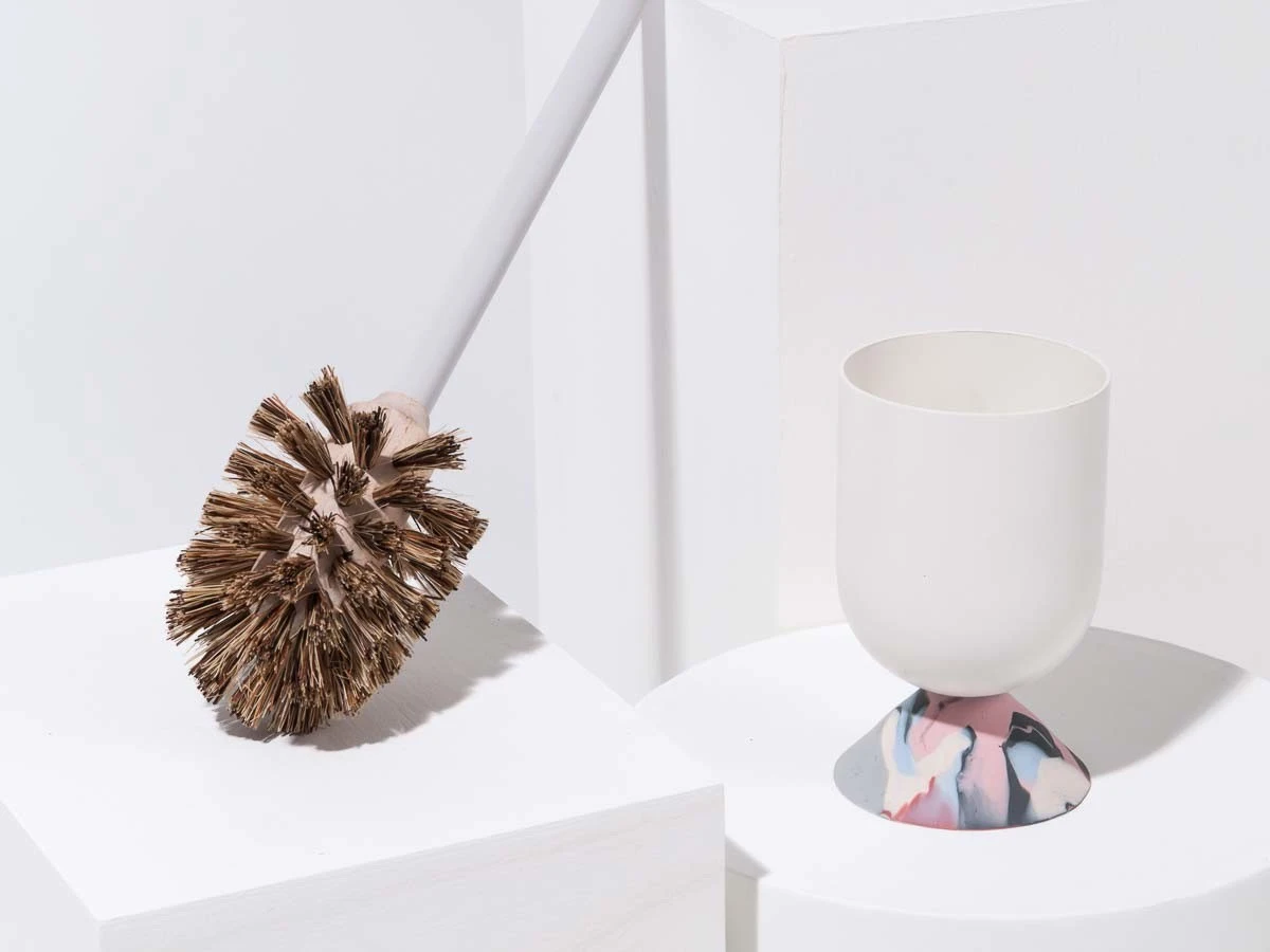 escobilla beyond local