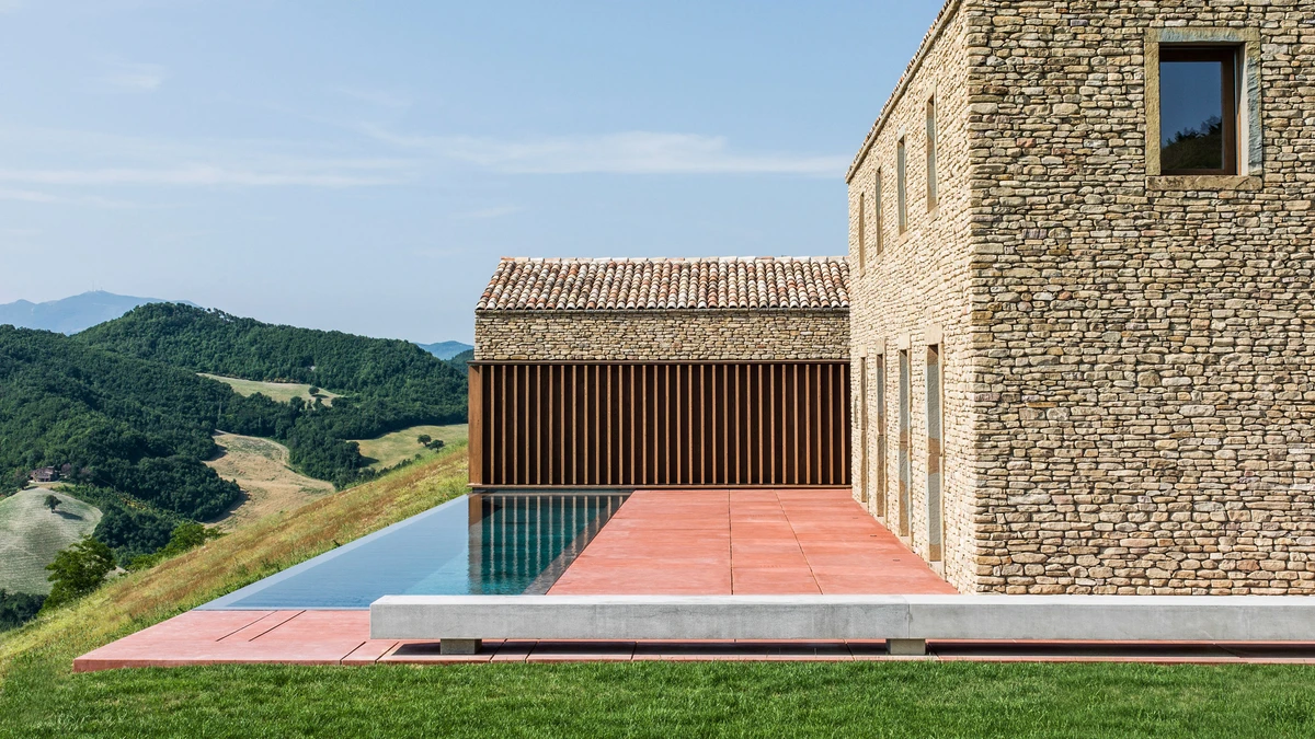 AP House: modernidad bien entendida desde las colinas de Urbino