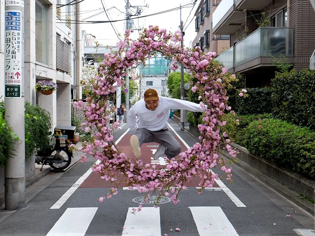 corona con flores rosas de loose leaf