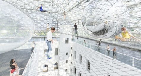 Un futuro en las nubes: la apuesta artístico-visionaria de Tomás Saraceno