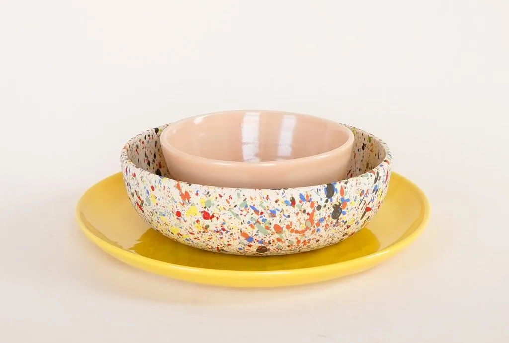 set de cuencos y plato de cerámica de helen levi