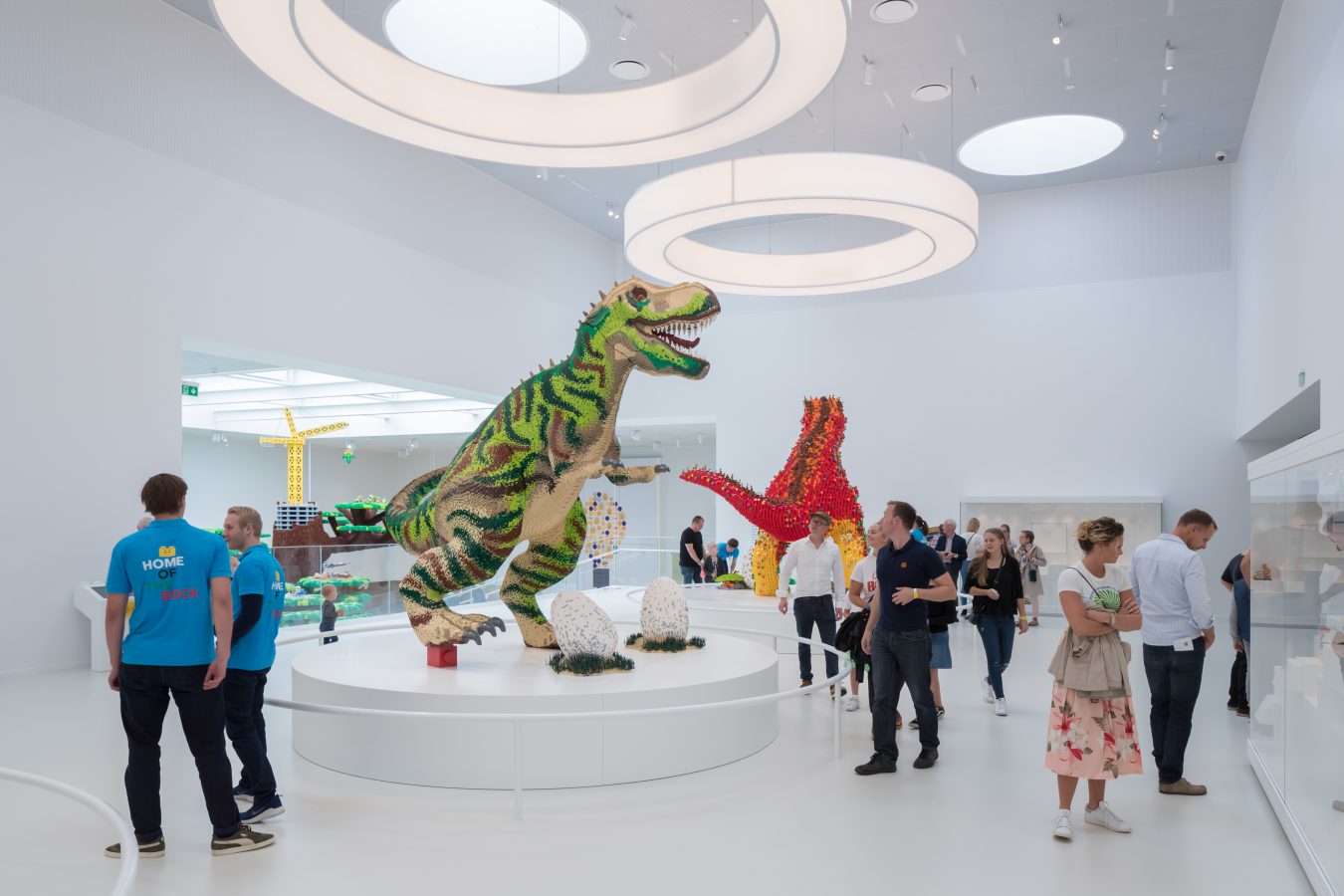 dinosaurios en color verde en construidos con legos