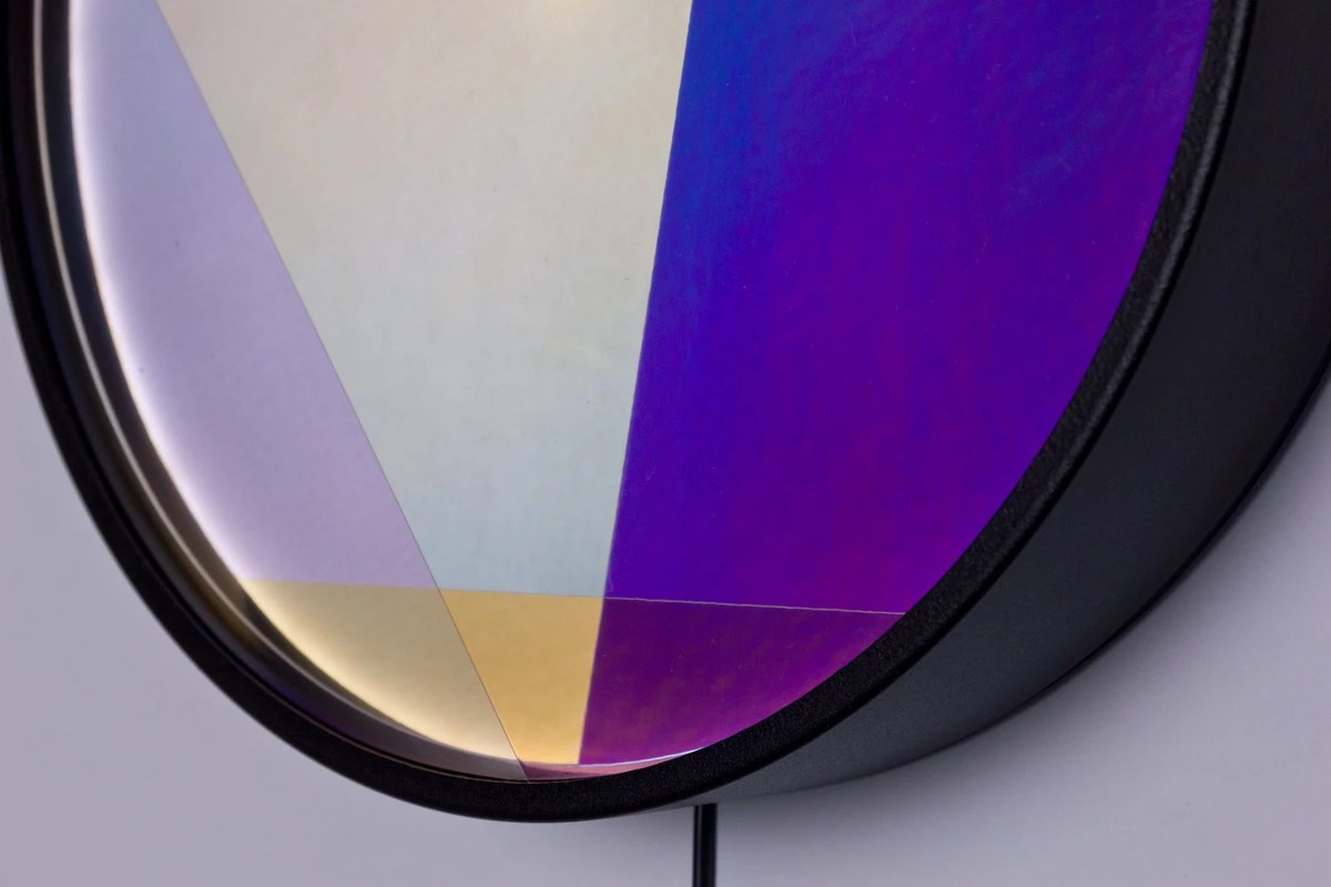 detalle de las lamparas de la serie colors of the day