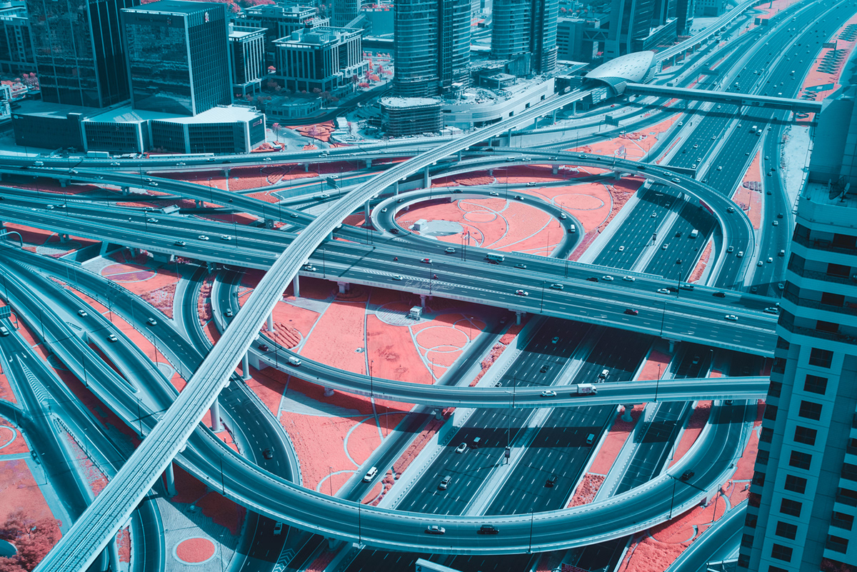 laberinto de carreteras en dubai fotografía de paolo pettigiani