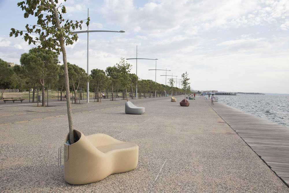 mobiliario urbano impreso en 3d en el céntrico parque de Hanth