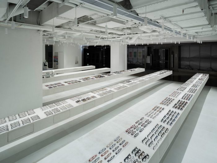 vista general de la tienda de gafas Jins