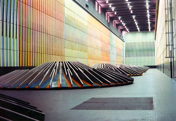 obra Ambientación cromática en la central hidroeléctrica Raúl Leoni de Guri